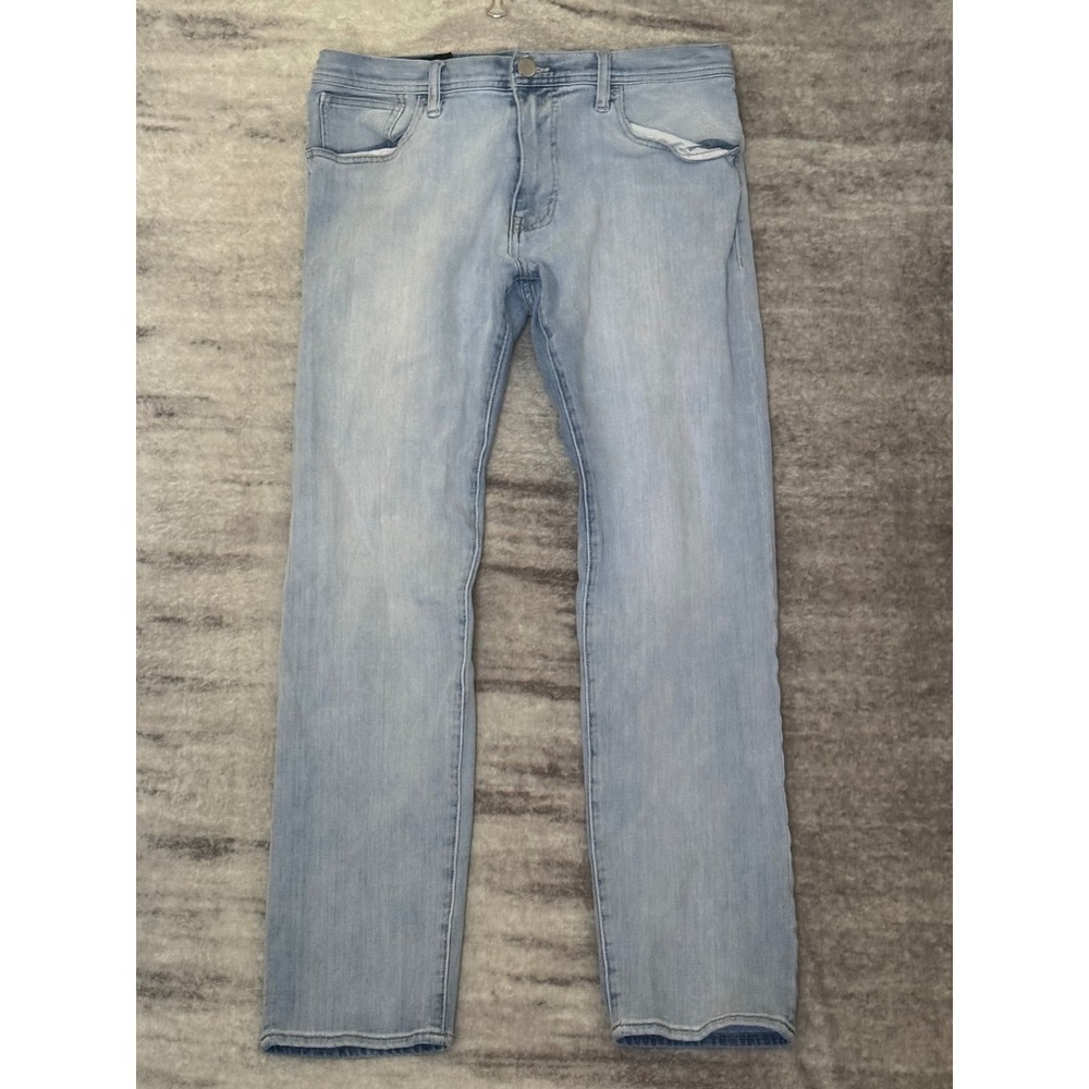 Armani Exchange Relaxed Straight Leg Light Wash Denim Jeans Mens 34R